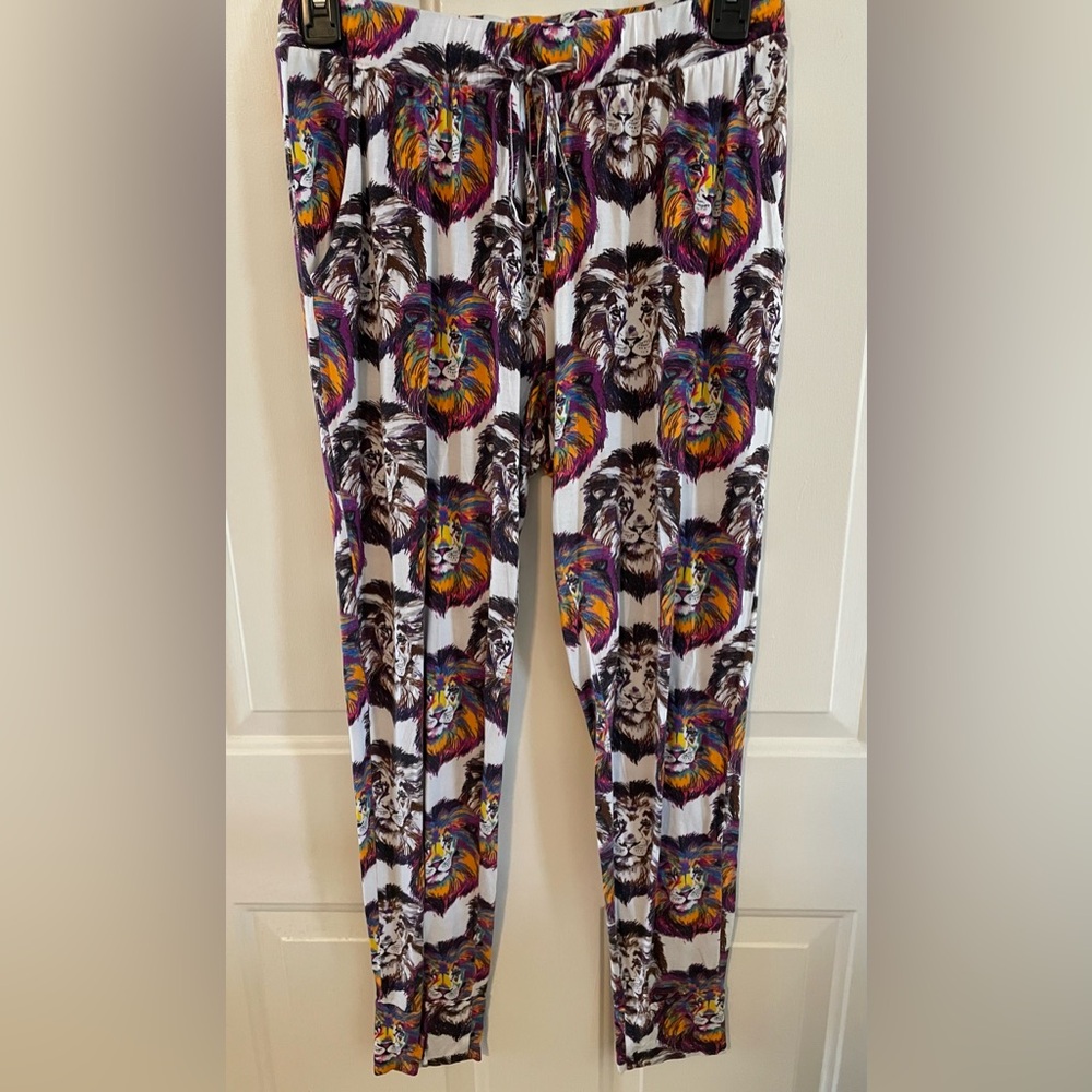 Bums & Roses women’s bamboo pajama pants